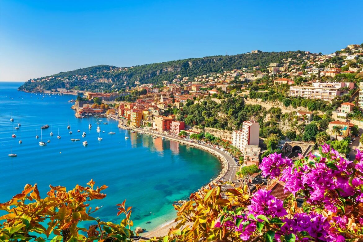 A Complete Guide to Visiting the French Riviera Without a Car
